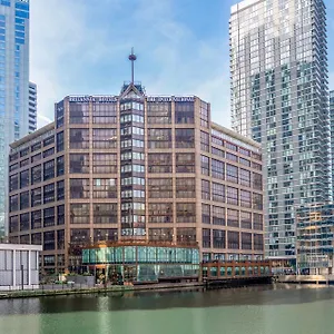 **** מלון Britannia International Canary Wharf בריטניה