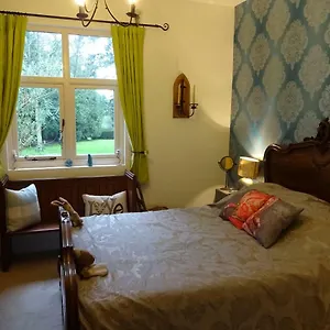 Victorian Gate House Own Bathroom Solihull